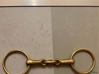 Bett hästutrustning till salu: Sprenger bett i Jönköping - Annons 24