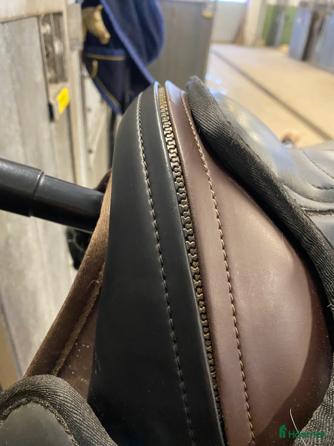 Sadlar hästutrustning till salu: Barefoot bomlös sadel i Åhus - Annons 5