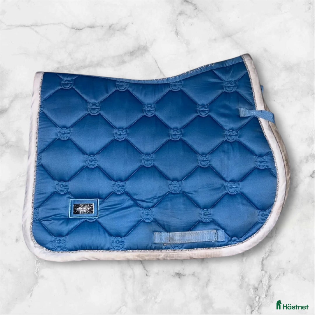 Schabrak & Vojlockar hästutrustning till salu: Fint es schabrak  i Åkarp - Annons 1