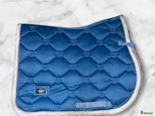 Schabrak & Vojlockar hästutrustning till salu: Fint es schabrak i Åkarp - Annons 3