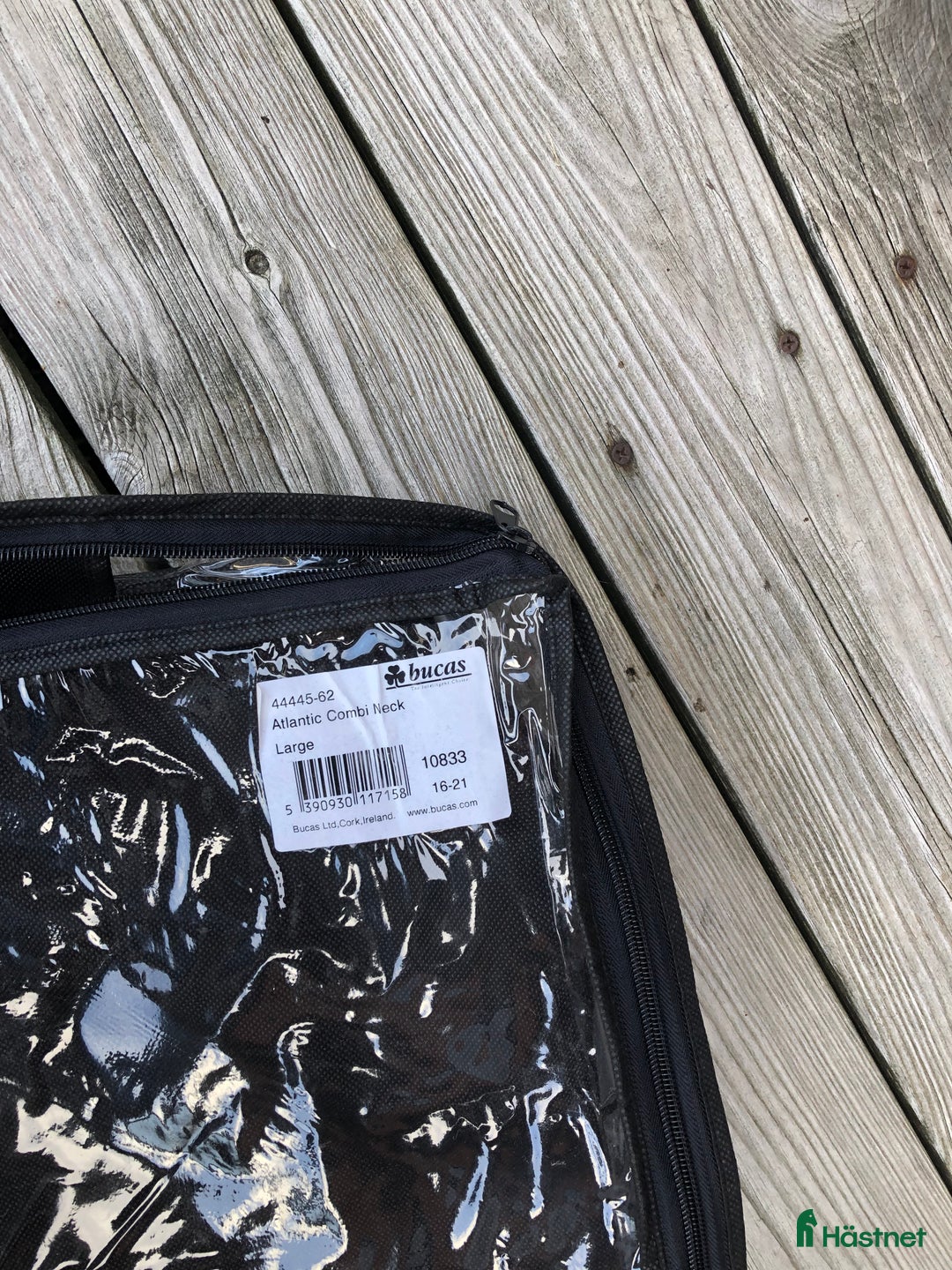 Täcken hästutrustning till salu: Täcke Bucas 200gr med avtagbarhals 145cm i Västra Frölunda - Annons 7