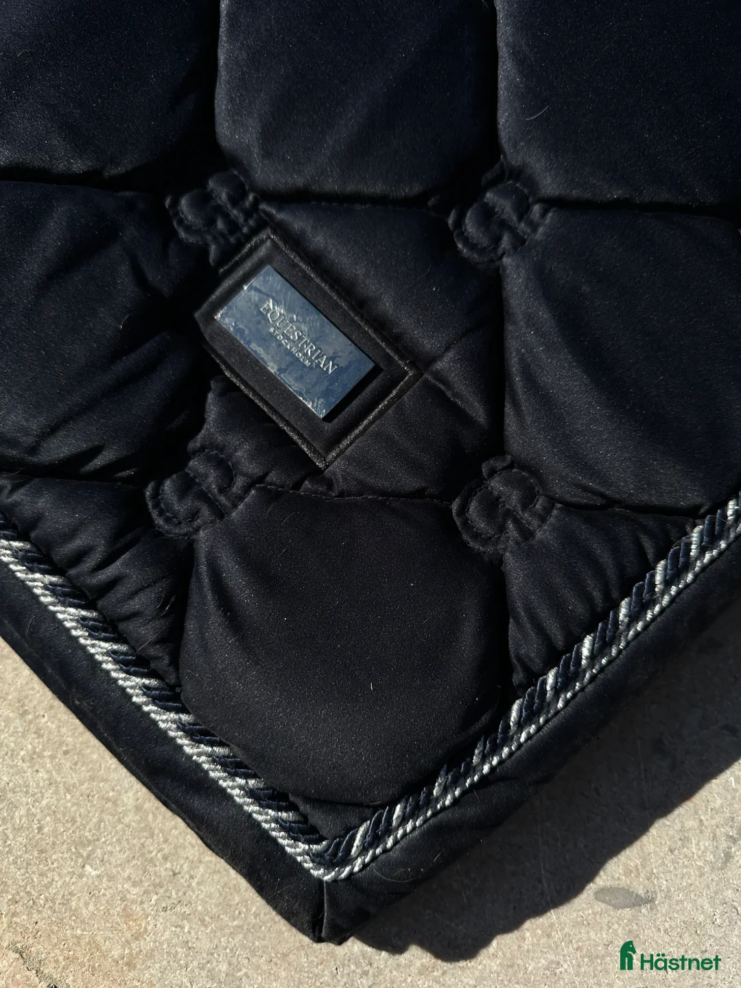 Schabrak & Vojlockar hästutrustning till salu: Schabrak dressyr Equestrian  - Annons 2