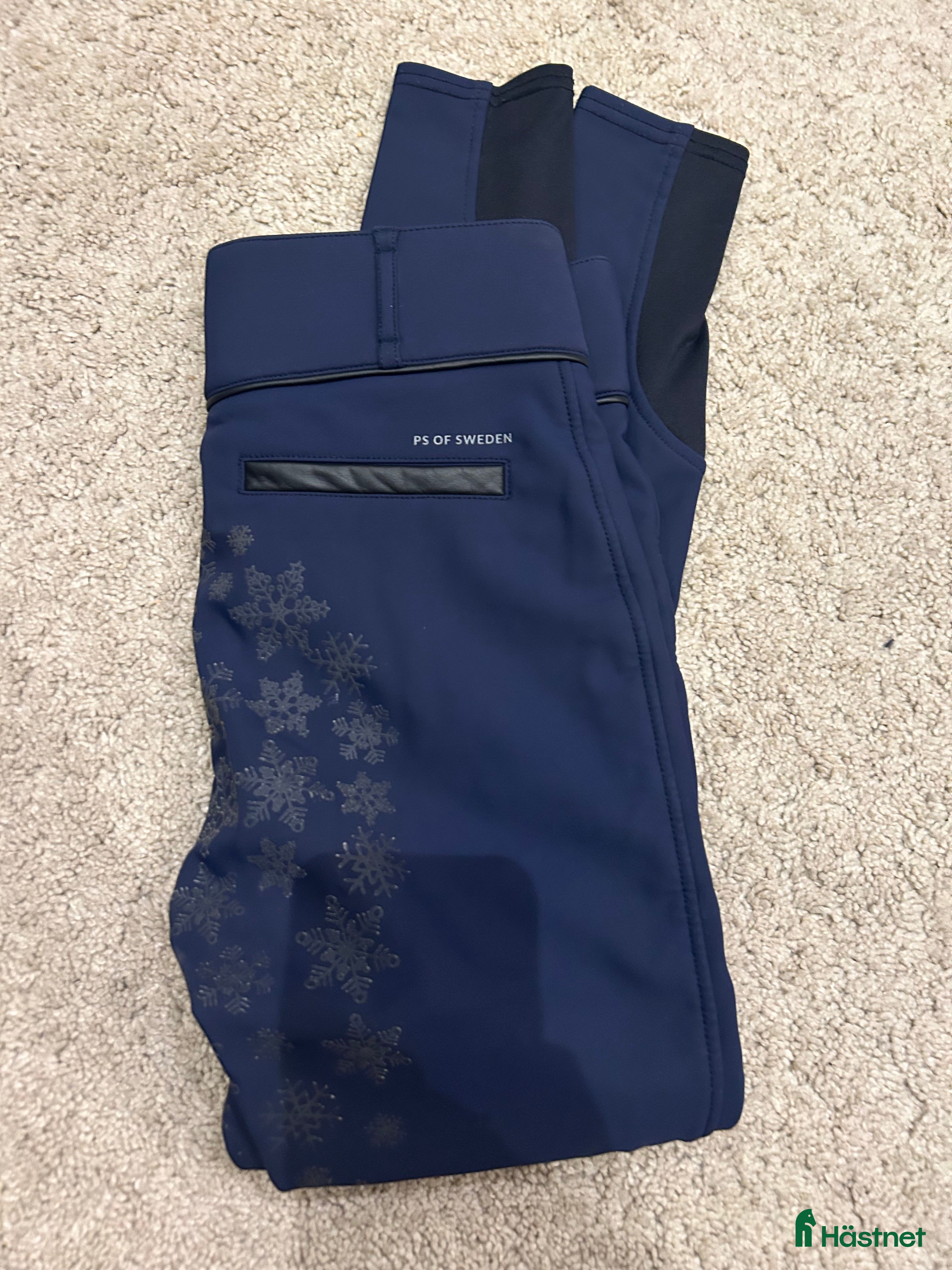Ridbyxor ryttarutrustning till salu: Fleece fodrade marinblå ridbyxor i Enhörna - Annons 1