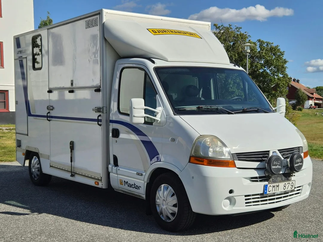 Hästlastbilar  fordon & transport till salu: HÖG lastvikt 1120kg  - Annons 1