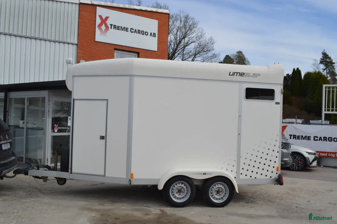 Hästtransporter  fordon & transport till salu: Umesläp B50 Reverse Totalvikt 1800kg - Annons 2