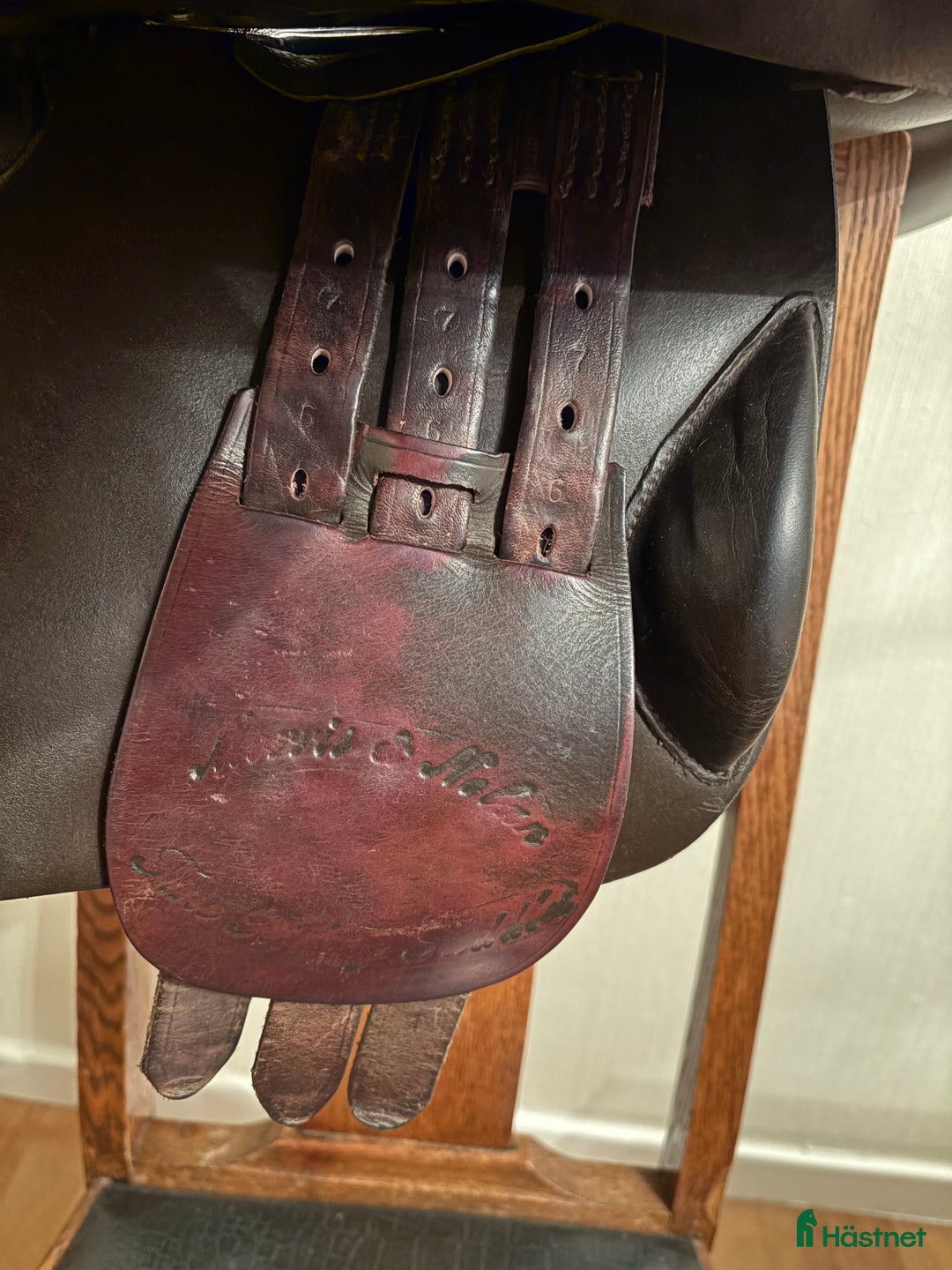 Sadlar hästutrustning till salu: Fin mörkbrun Morris & Nolan i Mölnlycke - Annons 5