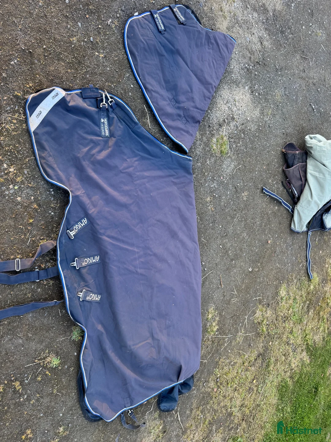 Täcken hästutrustning till salu: Amigo bravo 12 plus 400g - Annons 1