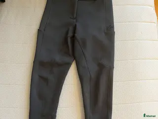 Ridbyxor ryttarutrustning till salu: Grå zaczess ridbyxor i Haverdal - Annons 19