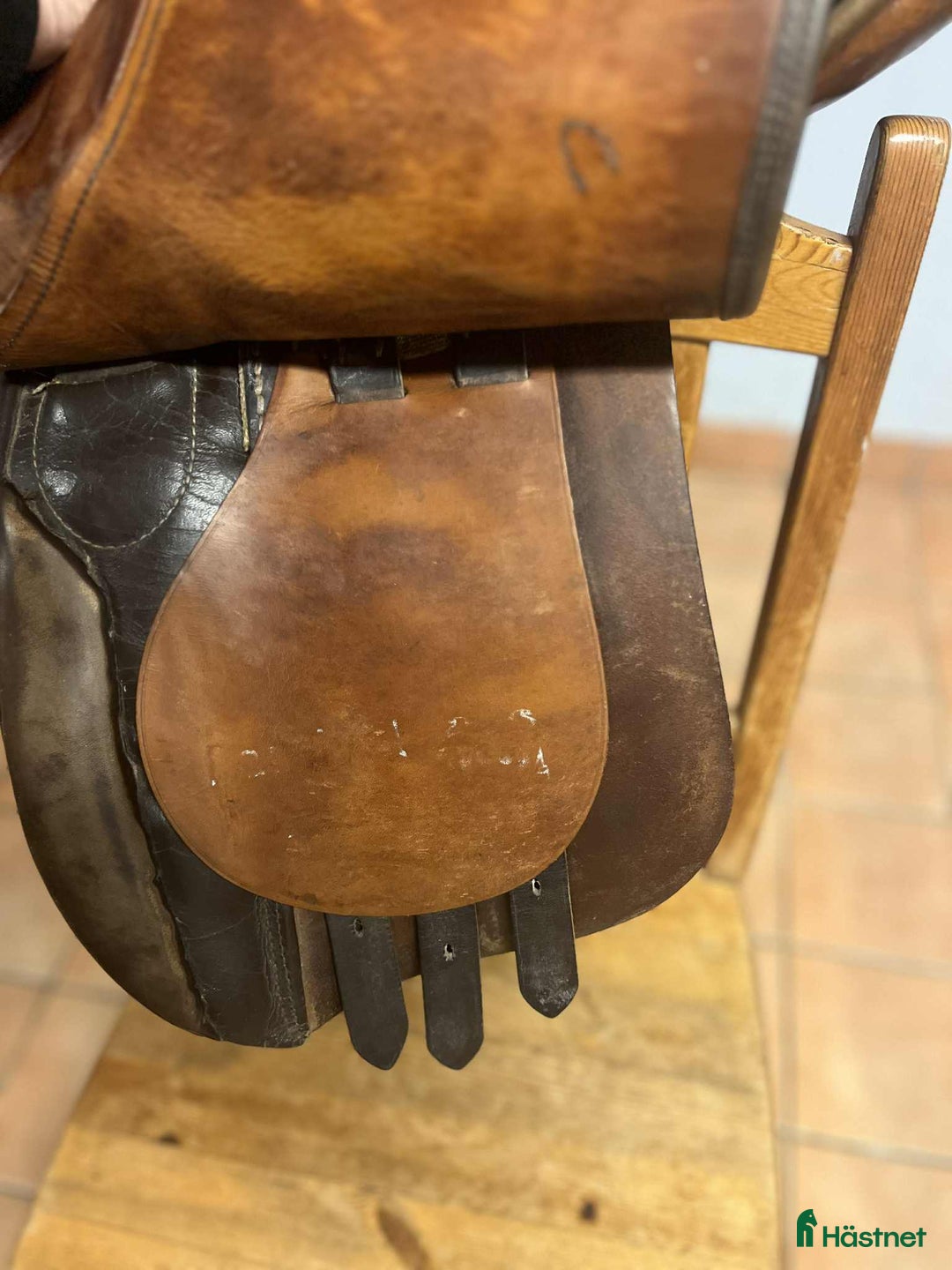 Sadlar hästutrustning till salu: Dressyrsadel i Svängsta - Annons 5