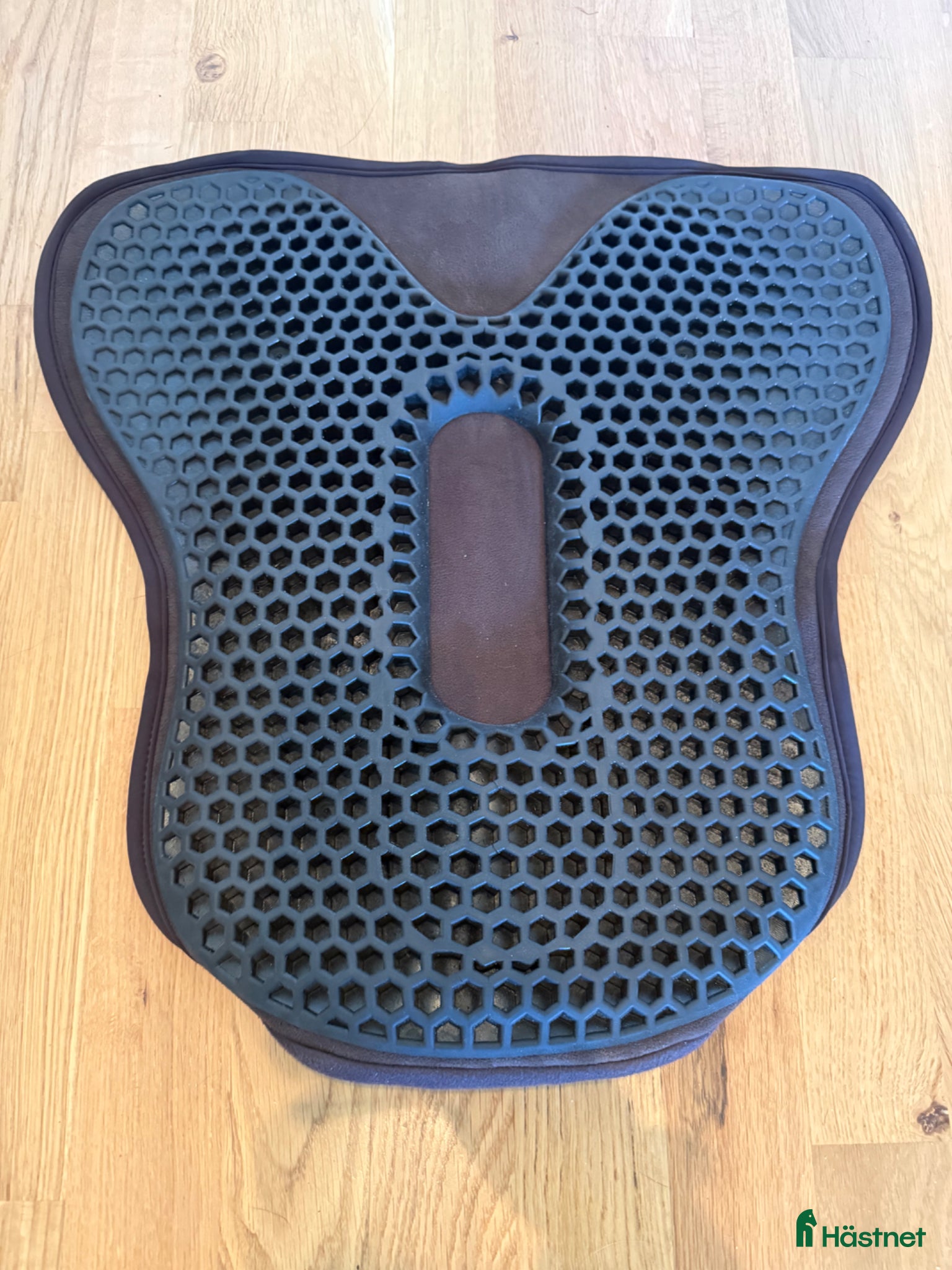 Sadeltillbehör hästutrustning Acavallo seat saver brun strl M - Annons 1