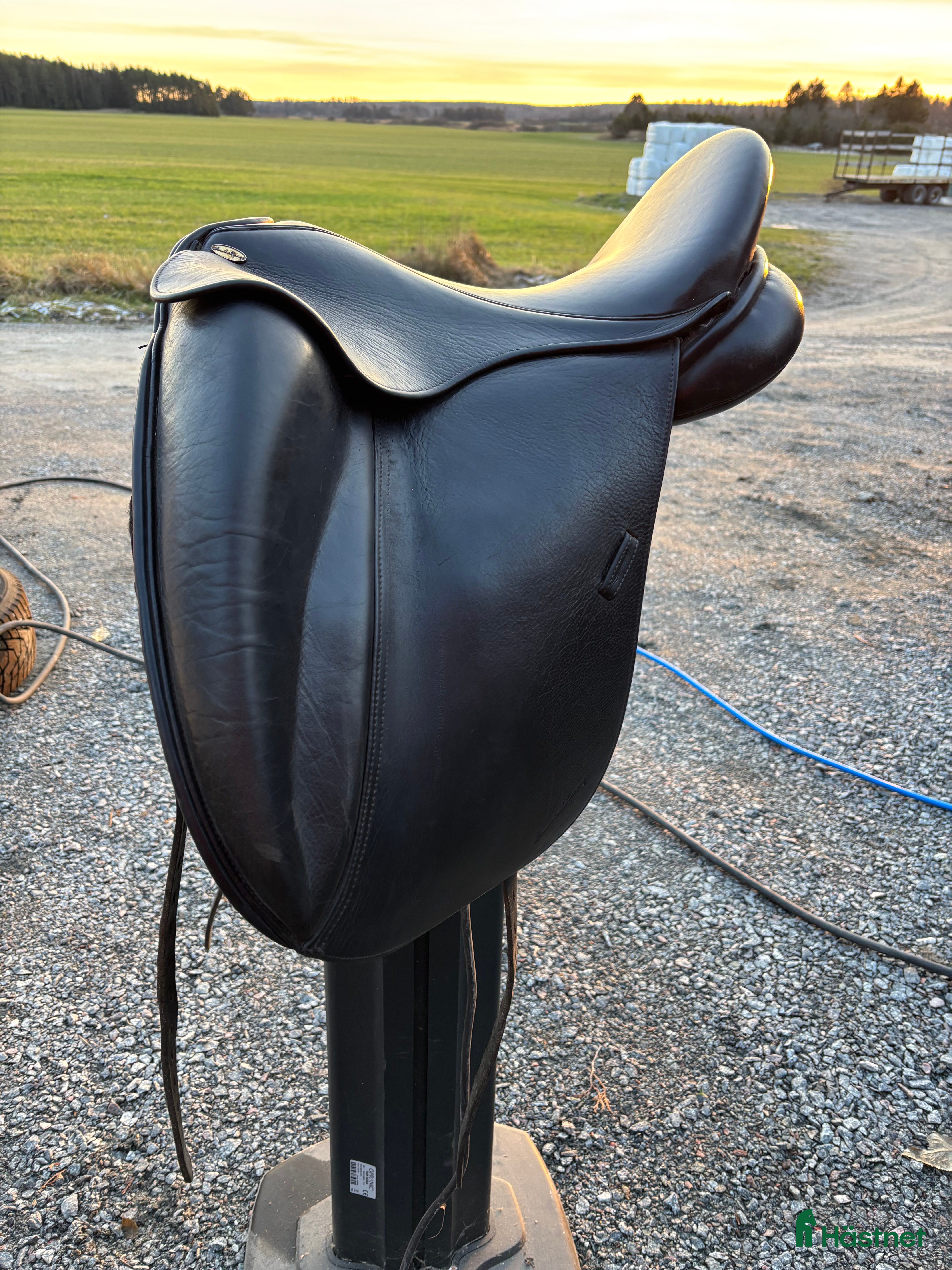 Sadlar hästutrustning Santa Cruz Malmö i Knivsta - Annons 14