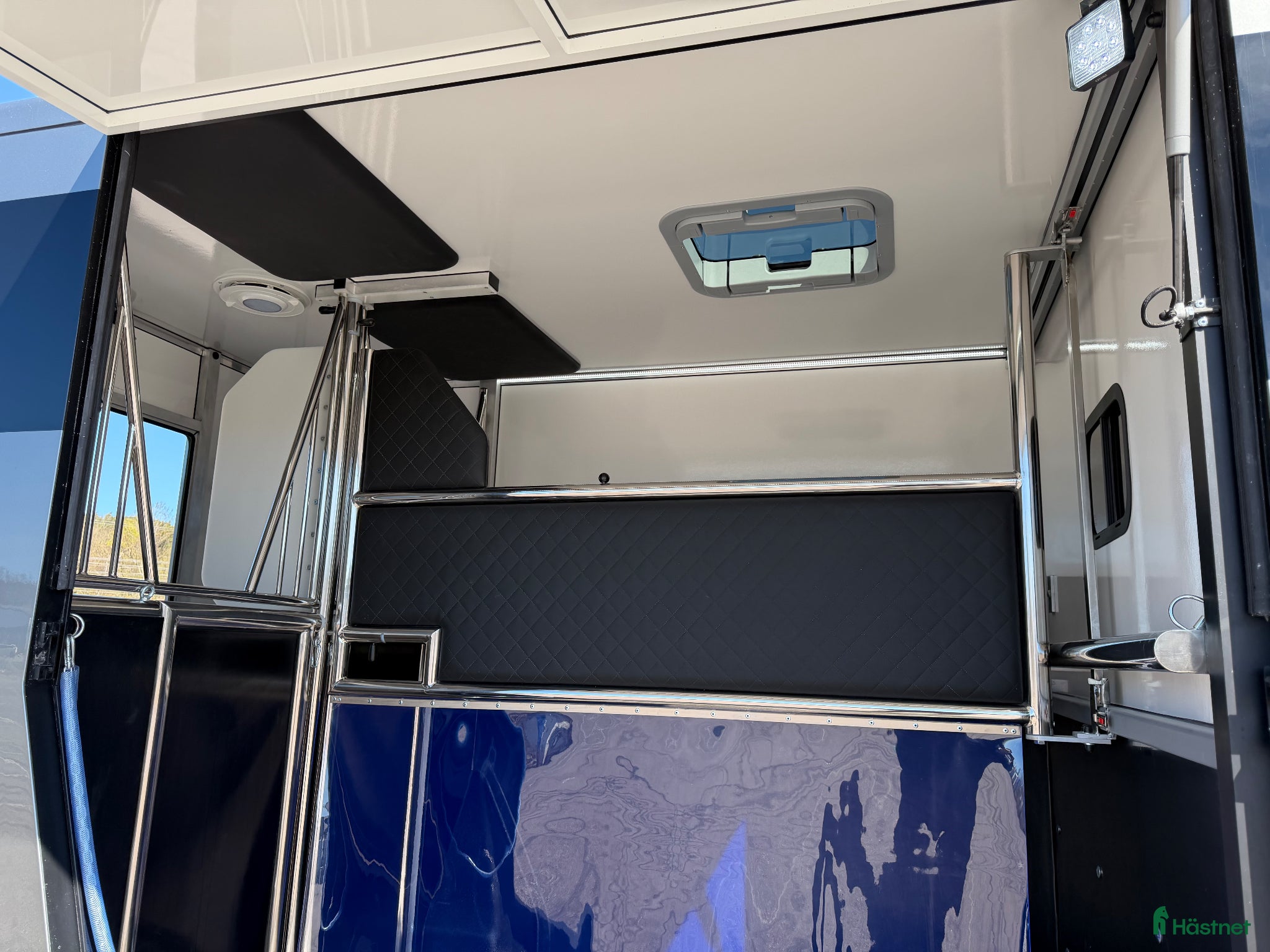 Hästlastbilar  fordon & transport till salu: Nybyggd Renault Master 2020 - Annons 2