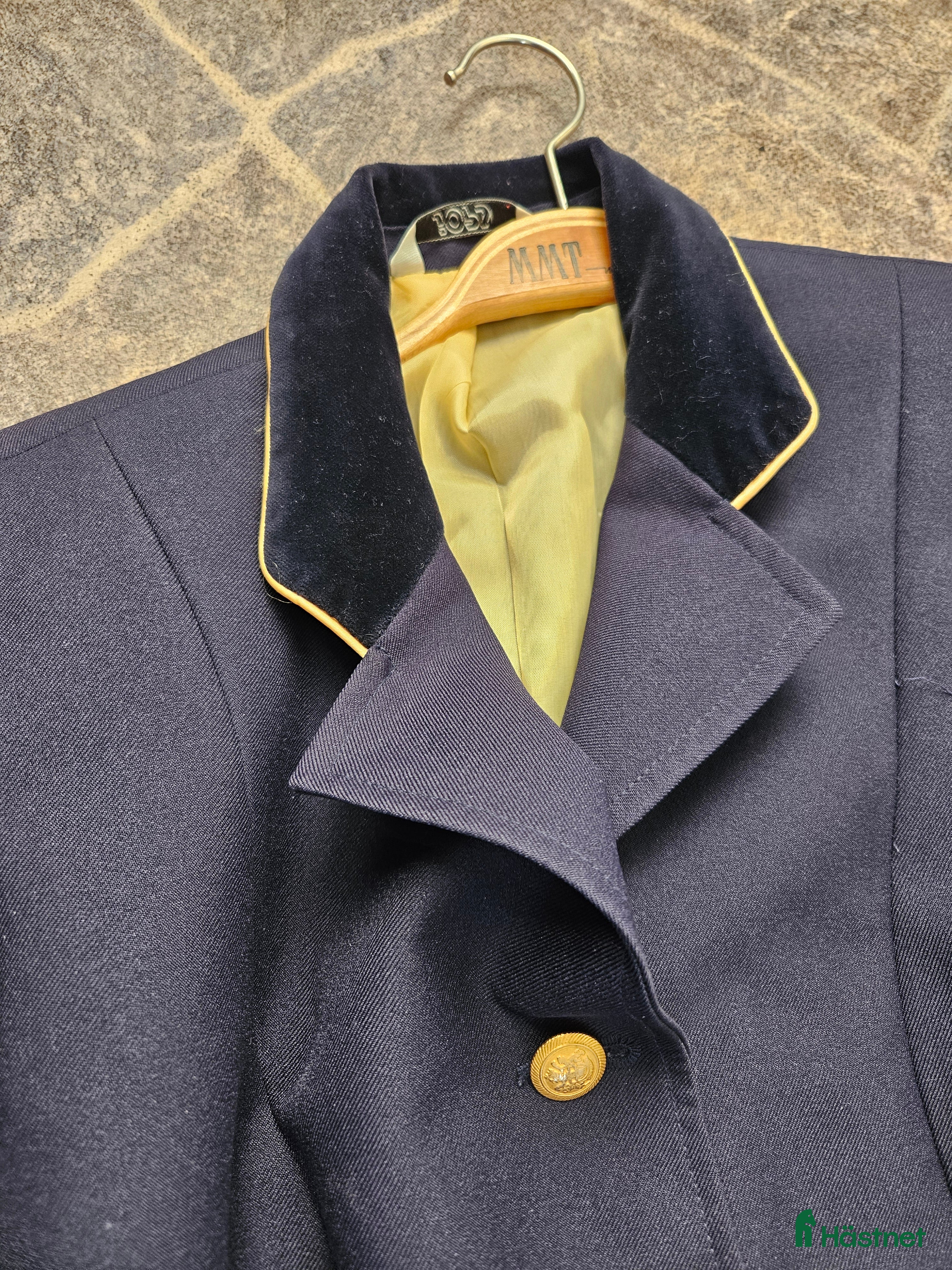 Jackor & Kavajer ryttarutrustning till salu: Ridjacka i Bjärred - Annons 14