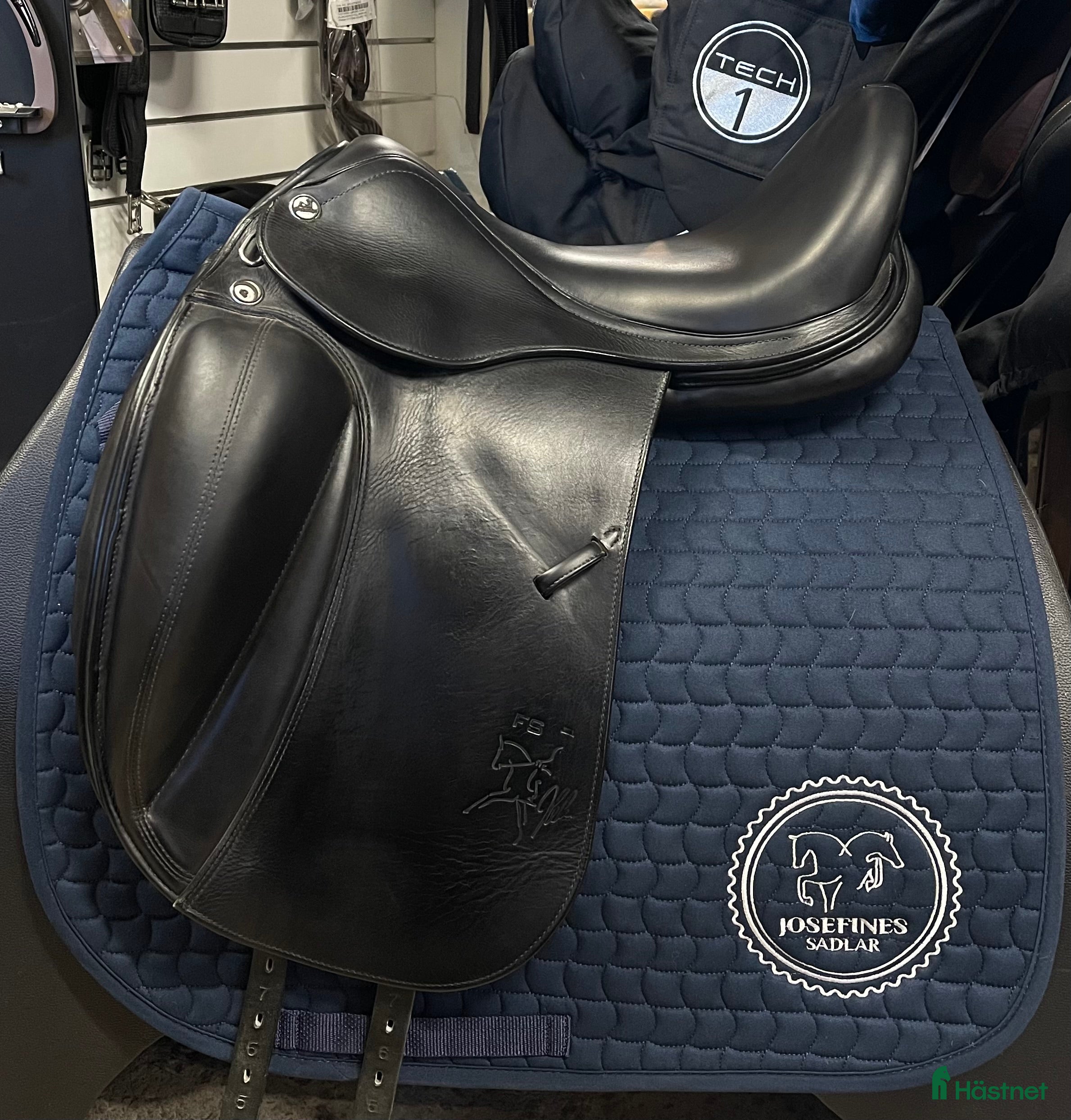 Sadlar hästutrustning Prestige Helen FS - Annons 17