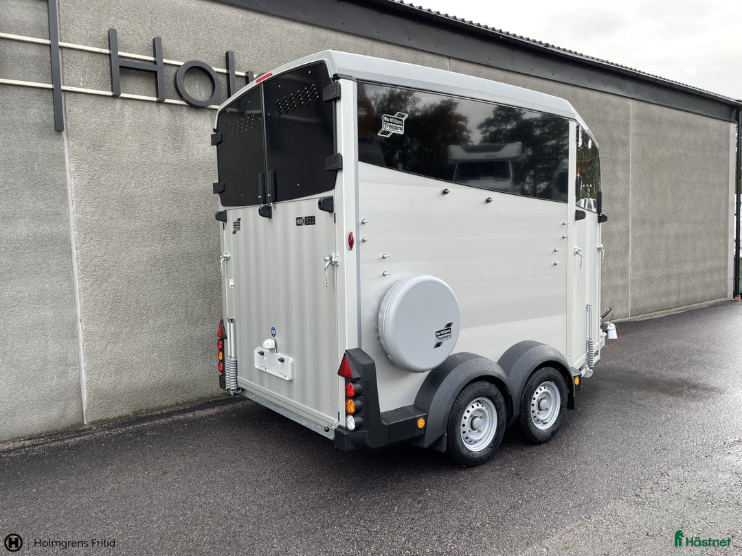 Hästtransporter  fordon & transport till salu: Släp för 2 stora hästar i Västervik - Annons 2