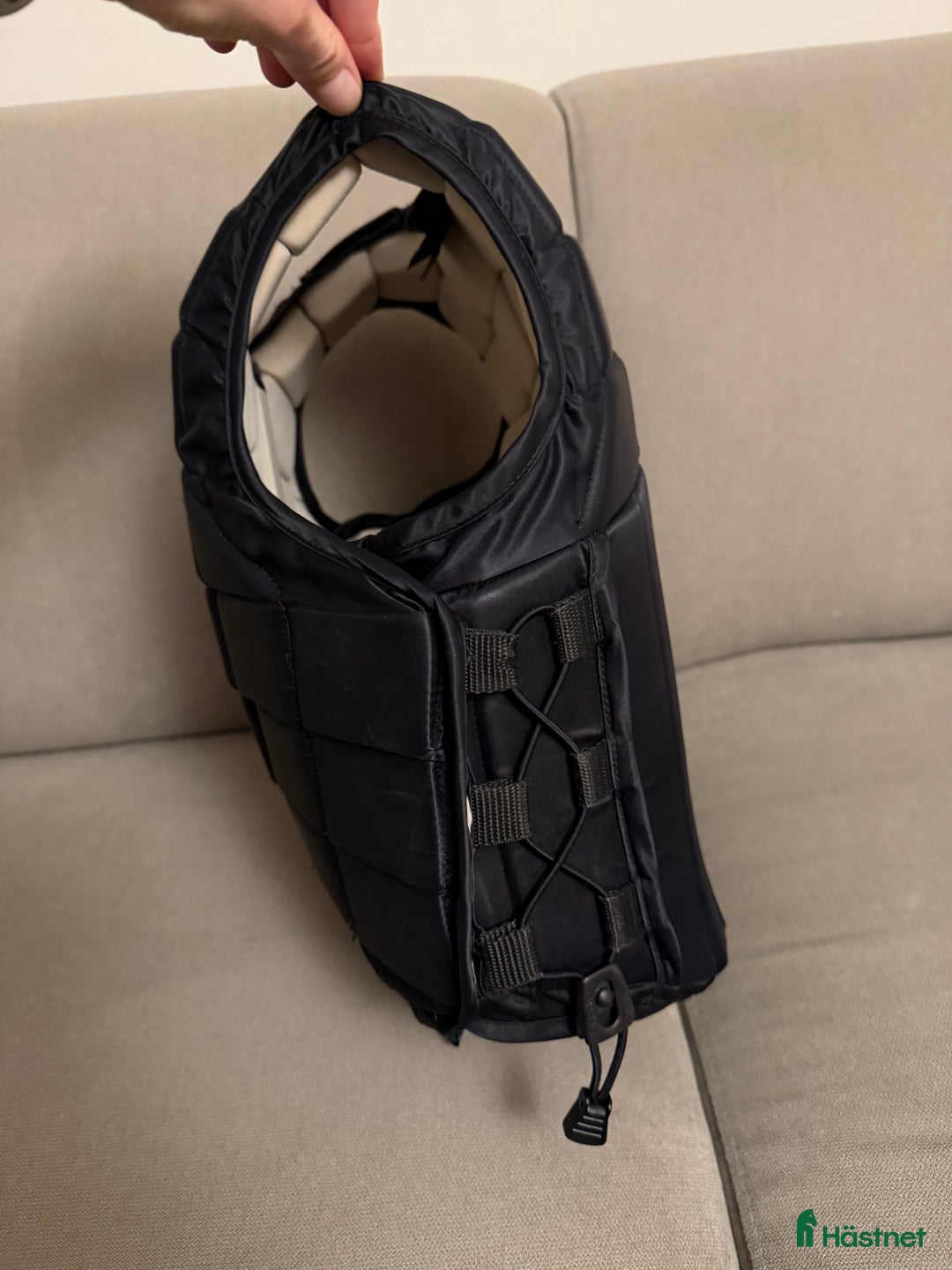 Säkerhetsvästar ryttarutrustning till salu: Racesafe CHILD medium short i Skövde - Annons 4