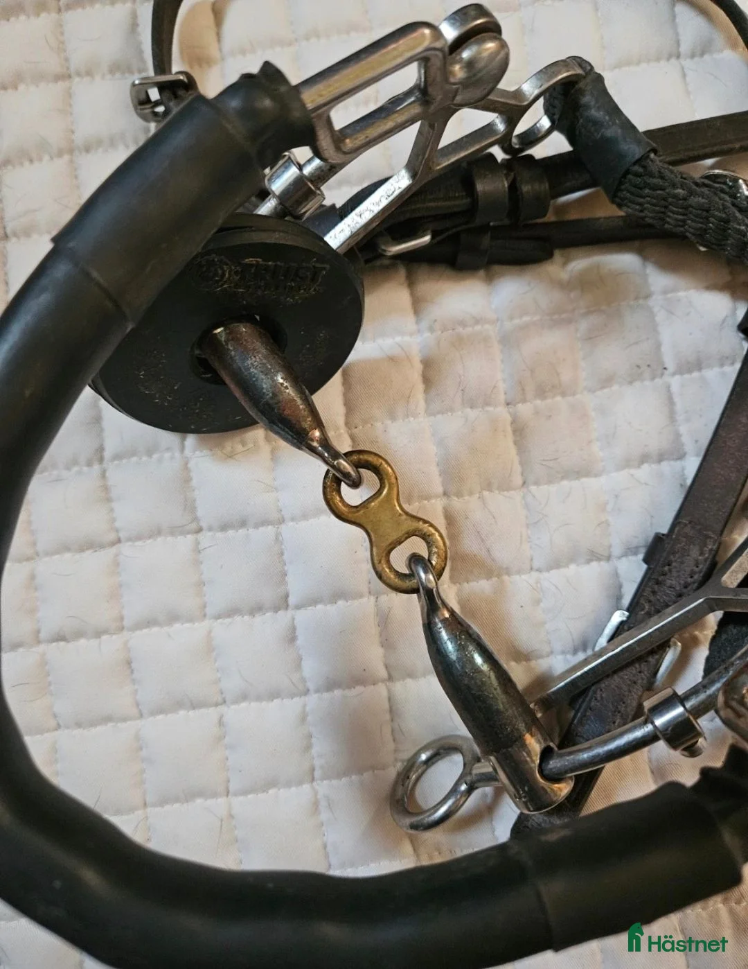 Bett hästutrustning till salu: Trust kombibett  - Annons 2