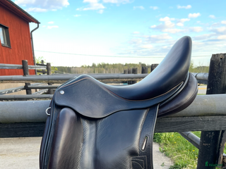 Sadlar hästutrustning till salu: Childeric DHE 17’ i Vallentuna - Annons 22