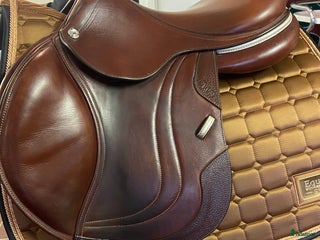 Sadlar hästutrustning till salu: CWD mademoiselle i mkt gott skick i Blentarp - Annons 4