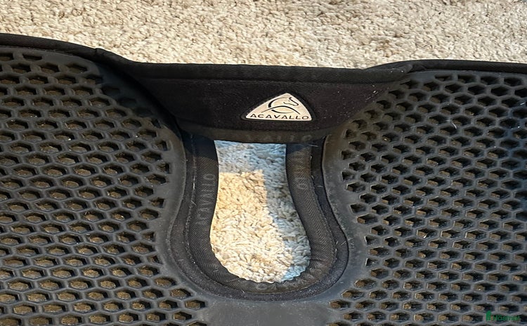 Sadeltillbehör hästutrustning till salu: Acavallo gelpad med memoryfoam i Uppsala - Annons 15