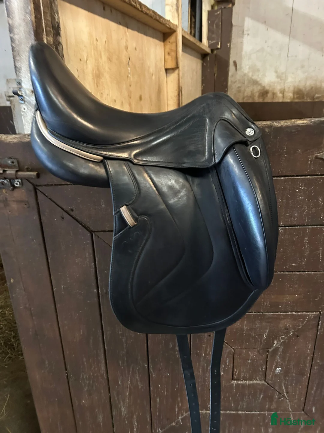 Sadlar hästutrustning till salu: CWD Deep Dressage 17,5'' i Gjerdrum - Annons 2
