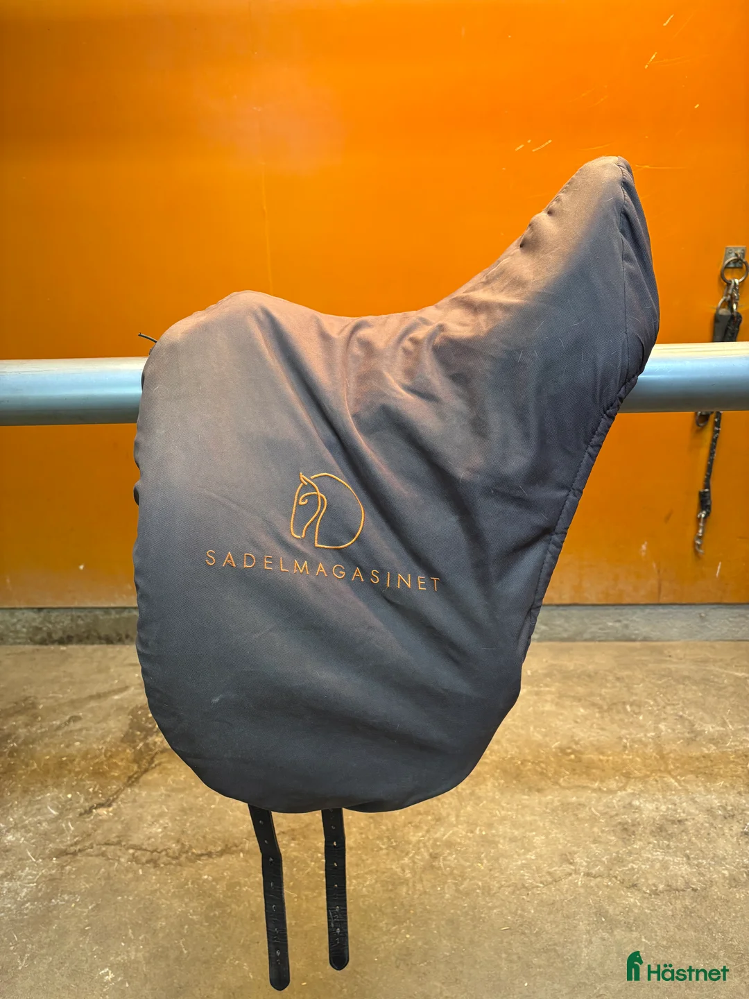 Sadlar hästutrustning till salu: Prisvärd Lippo Azzario - Annons 6