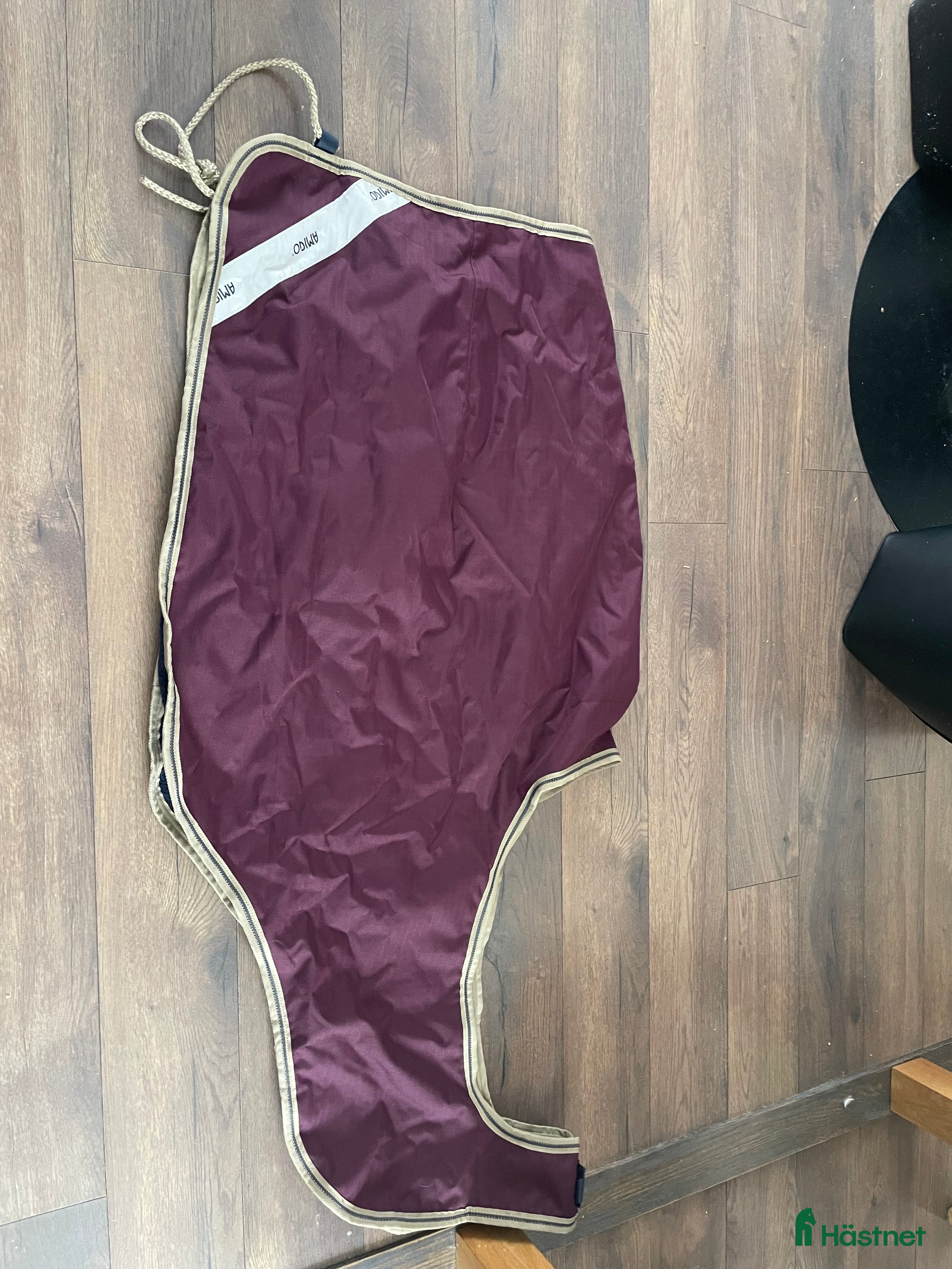 Täcken hästutrustning till salu: Horseware amigo ländtäcke - Annons 1