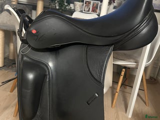 Sadlar hästutrustning till salu: Thorowgood T8 dressyr i Västervik - Annons 22