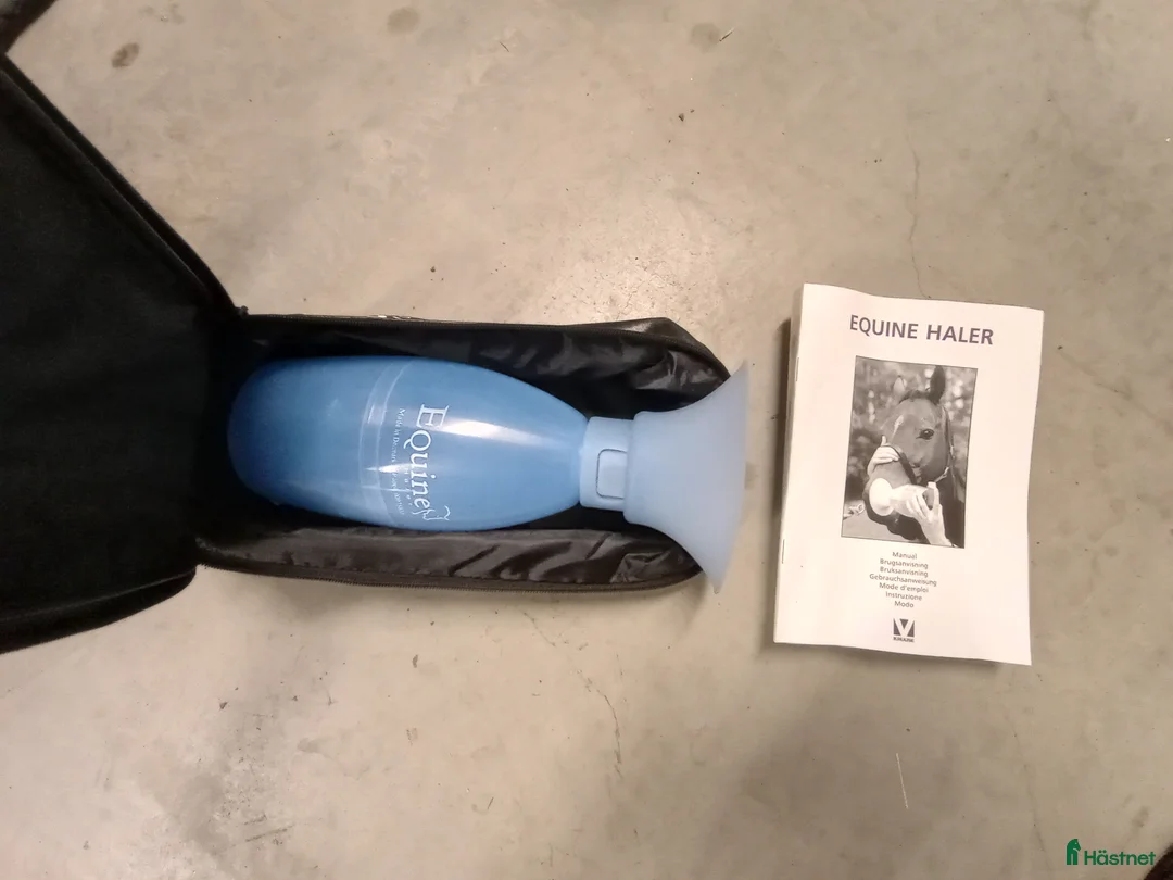Övrig utrustning övrig utrustning till salu: Equine haler inhalationsmask - Annons 1