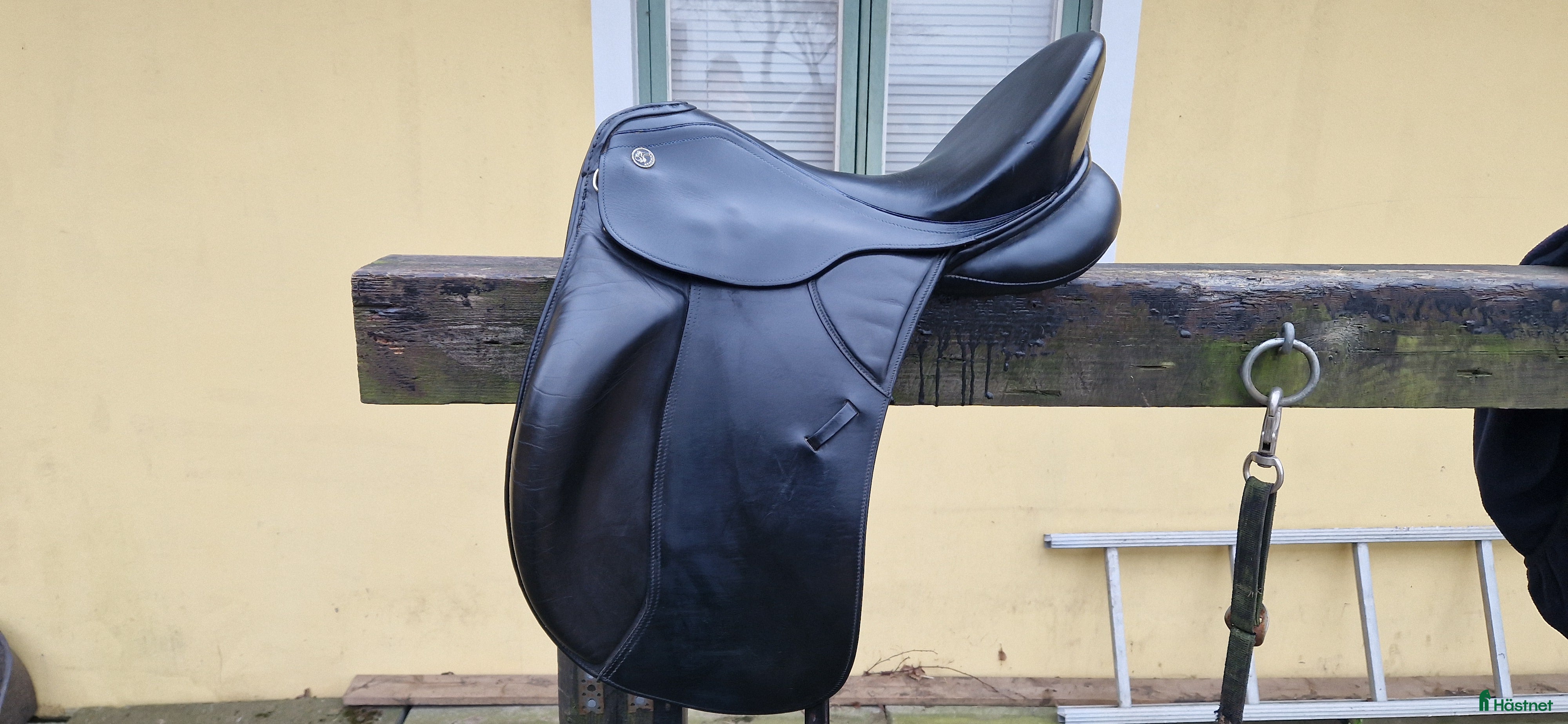 Sadlar hästutrustning till salu: Kieffer dressyrsadel i Lund - Annons 2