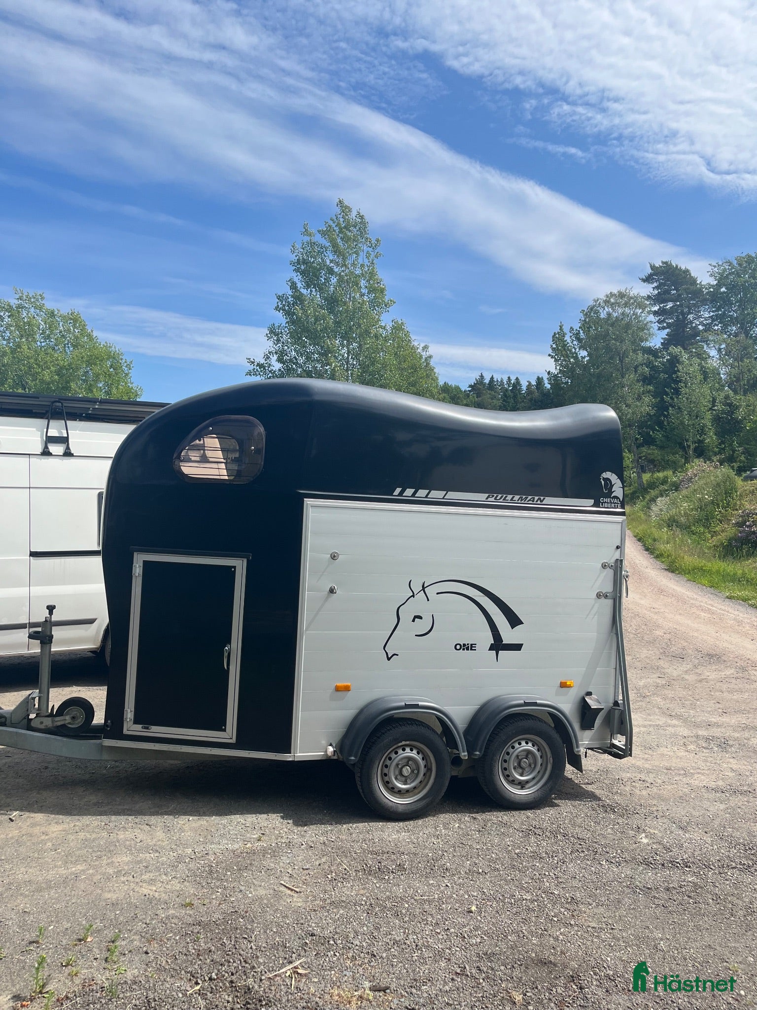 Hästtransporter  fordon & transport till salu: Hästtransport i fint skick - Annons 1