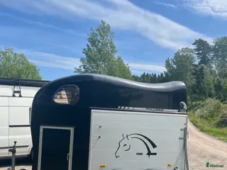 Hästtransporter fordon & transport till salu: Hästtransport i fint skick - Annons 2