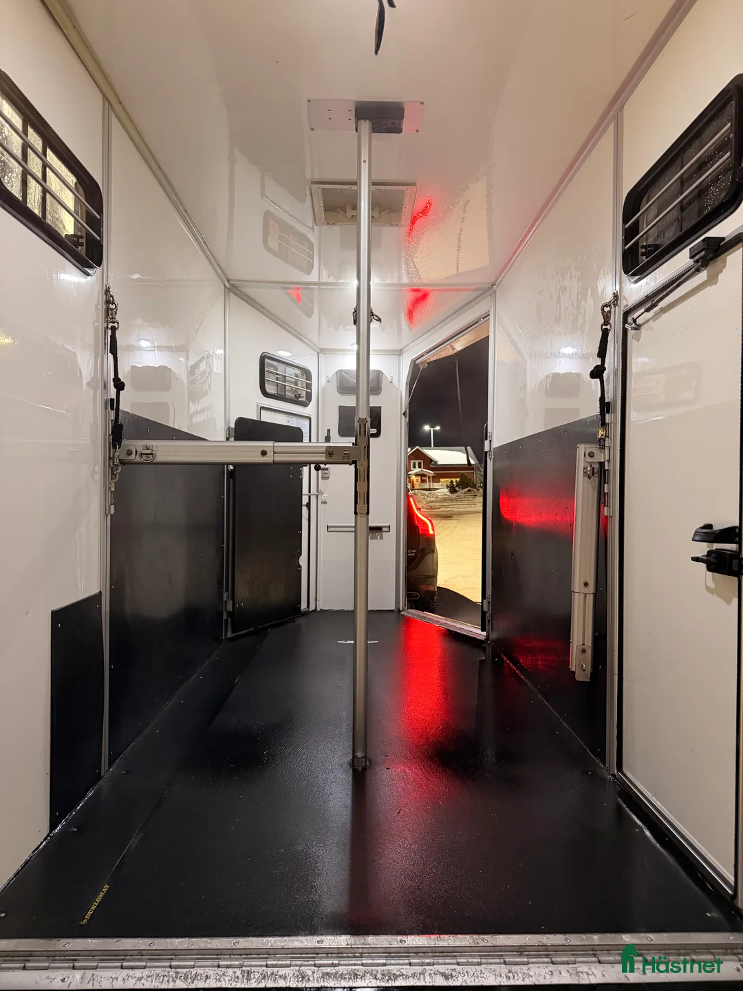 Hästtransporter  fordon & transport till salu: Umesläp b50 - Annons 2