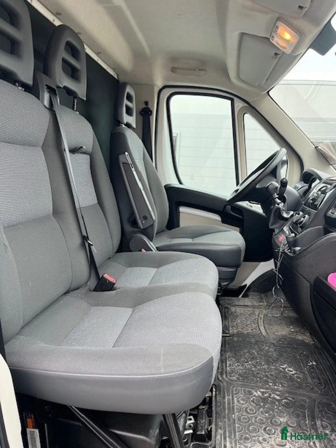 Hästlastbilar  fordon & transport till salu: Equitrek 3 sits 2014 4850mil  - Annons 2