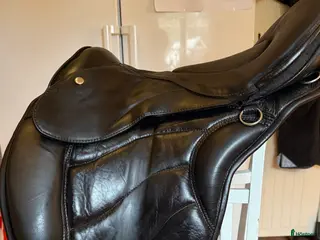 Sadlar hästutrustning Sensation i Töreboda - Annons 1