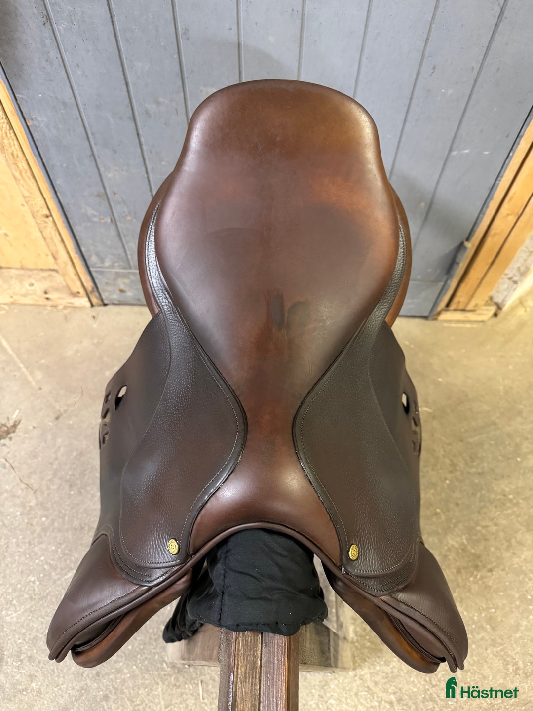 Sadlar hästutrustning till salu: Bruno Delgrange sadel i Örebro - Annons 5
