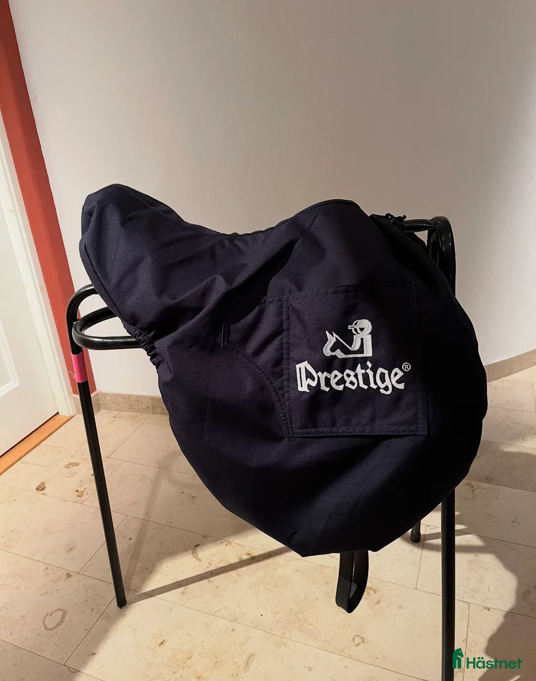 Sadlar hästutrustning till salu: Brun Prestige hoppsadel X-Meredith New LUX  - Annons 3