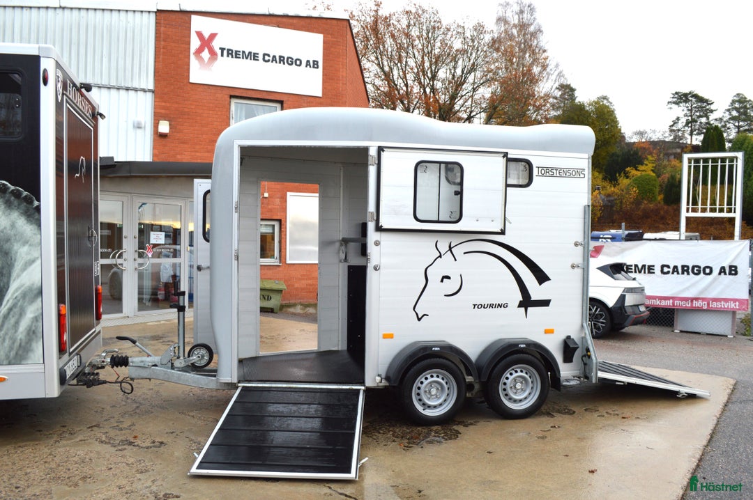 Hästtransporter  fordon & transport till salu: Cheval Touring One 2022, Totalvikt 1600 kg - Annons 1
