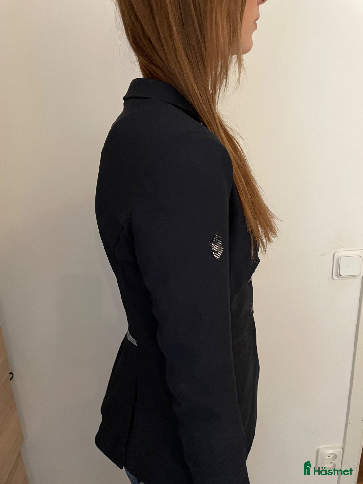 Jackor & Kavajer ryttarutrustning till salu: Superfin kavaj från Samshield  - Annons 1