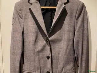 Övrigt Ridkläder ryttarutrustning till salu: Cavalleria Toscana kavaj i Gällstad - Annons 6