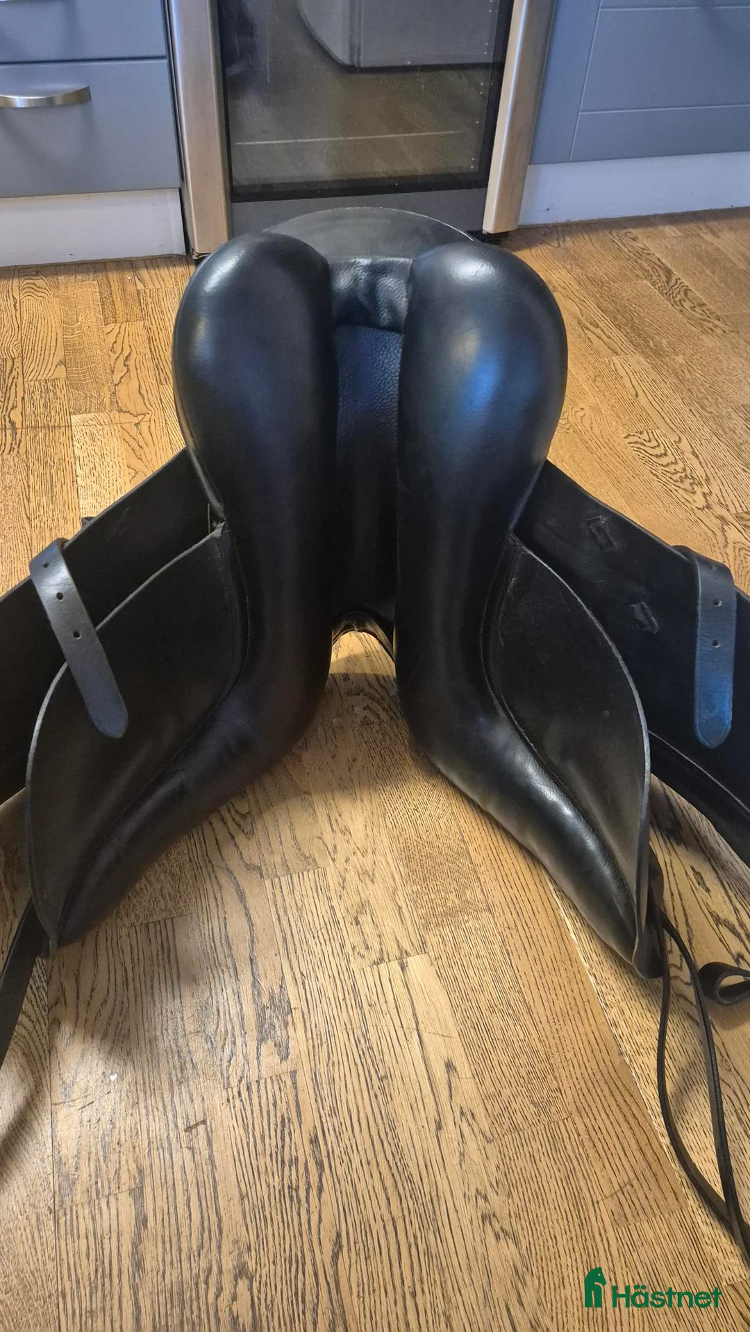 Sadlar hästutrustning till salu: Jeffries Kili dressyr 17 tum i Tungelsta - Annons 6