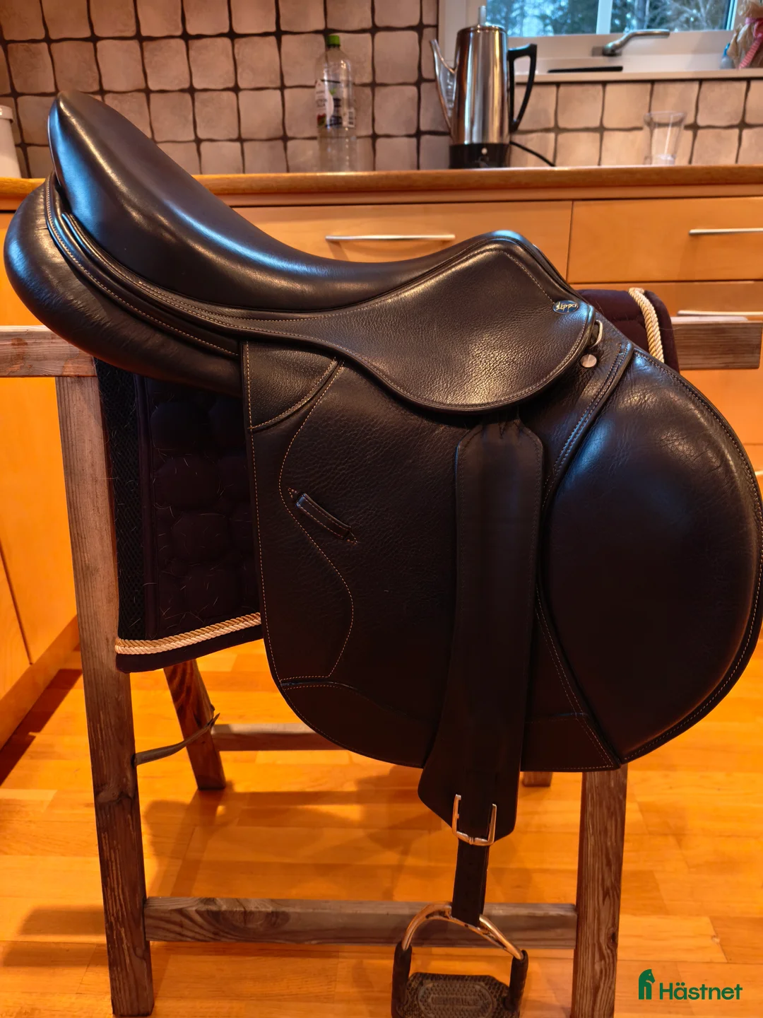 Sadlar hästutrustning till salu: Lippo Allegria 17,5" Vid i Krokom - Annons 4