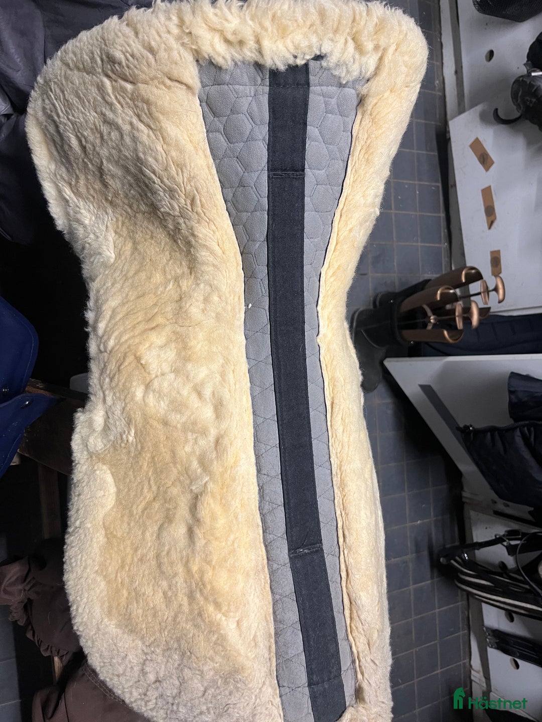 Schabrak & Vojlockar hästutrustning till salu: Mattes pad med ilägg Stl M i Älvkarleby - Annons 3