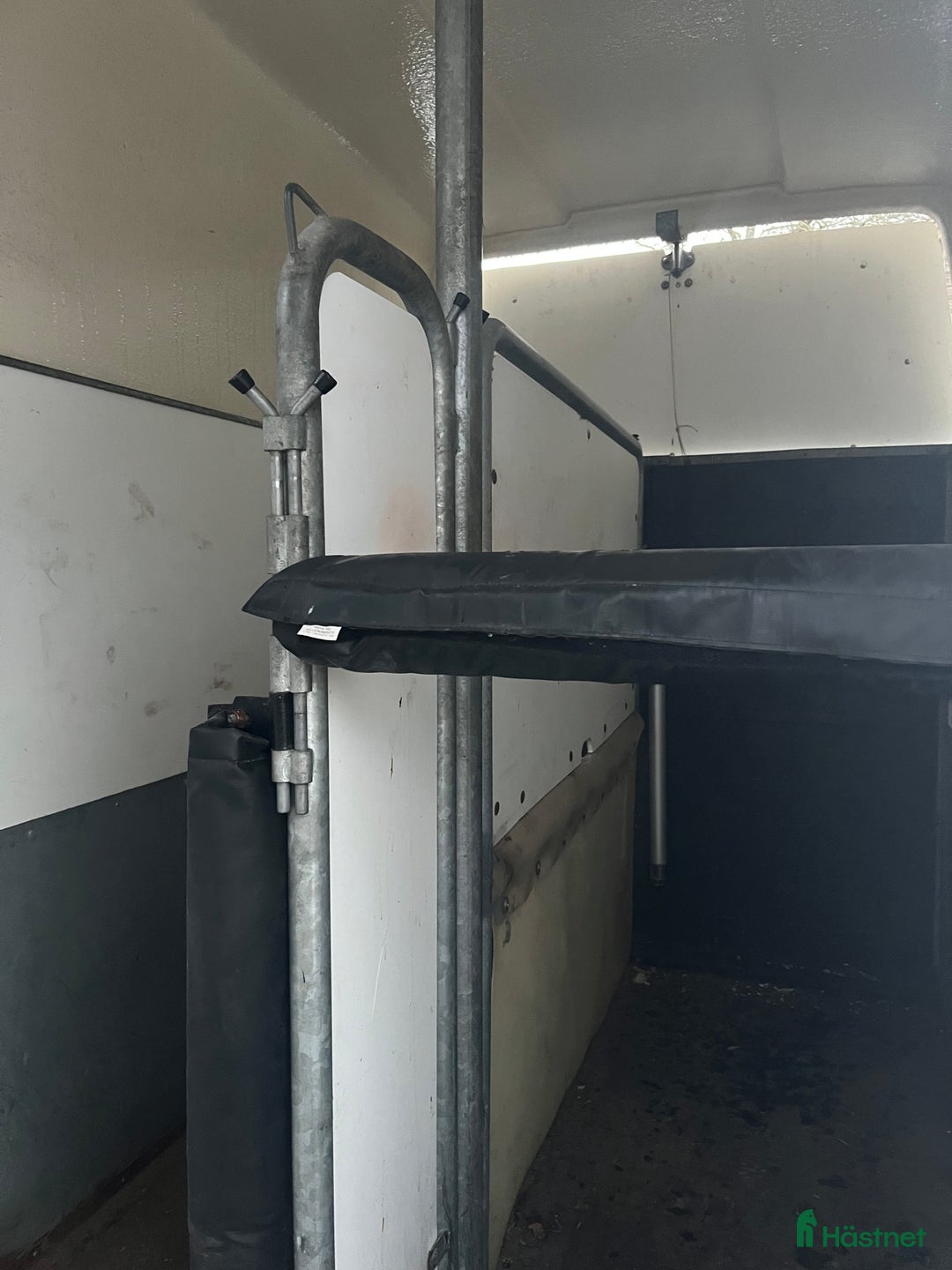 Hästtransporter  fordon & transport till salu: Stabil boogie transport Thule Safir E5 i Mora - Annons 7