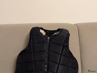 Säkerhetsvästar ryttarutrustning till salu: Racesafe CHILD medium short i Skövde - Annons 3