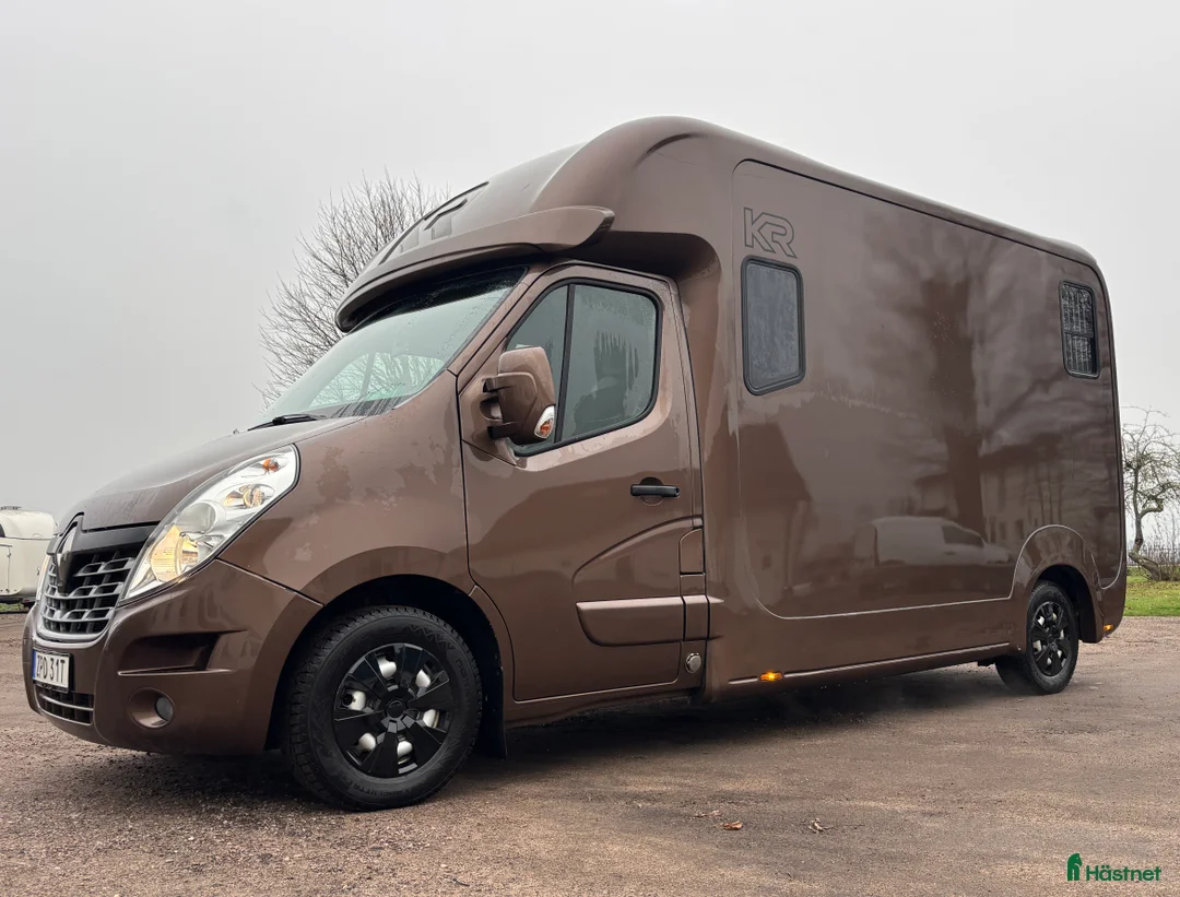 Hästlastbilar  fordon & transport till salu: Renault Master Krismar hästbil  i Laholm - Annons 6