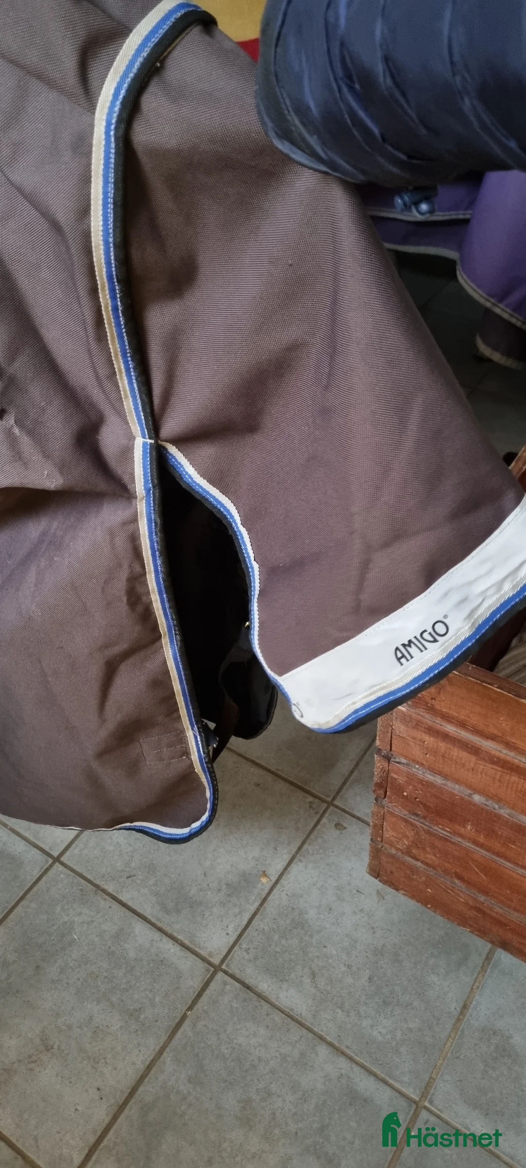 Täcken hästutrustning till salu: Helt nytt utetäcke Horseware 100g stl 145  - Annons 5