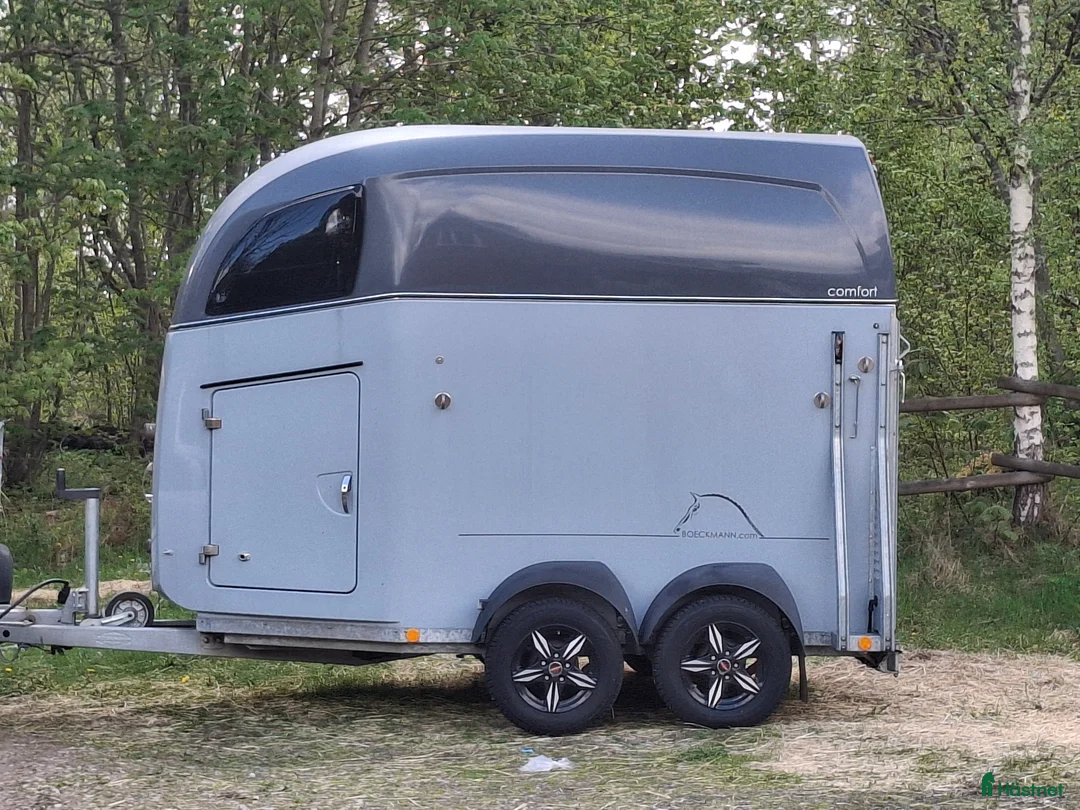 Hästtransporter  fordon & transport till salu: Mycket fint hästsläp 2021 - Annons 1