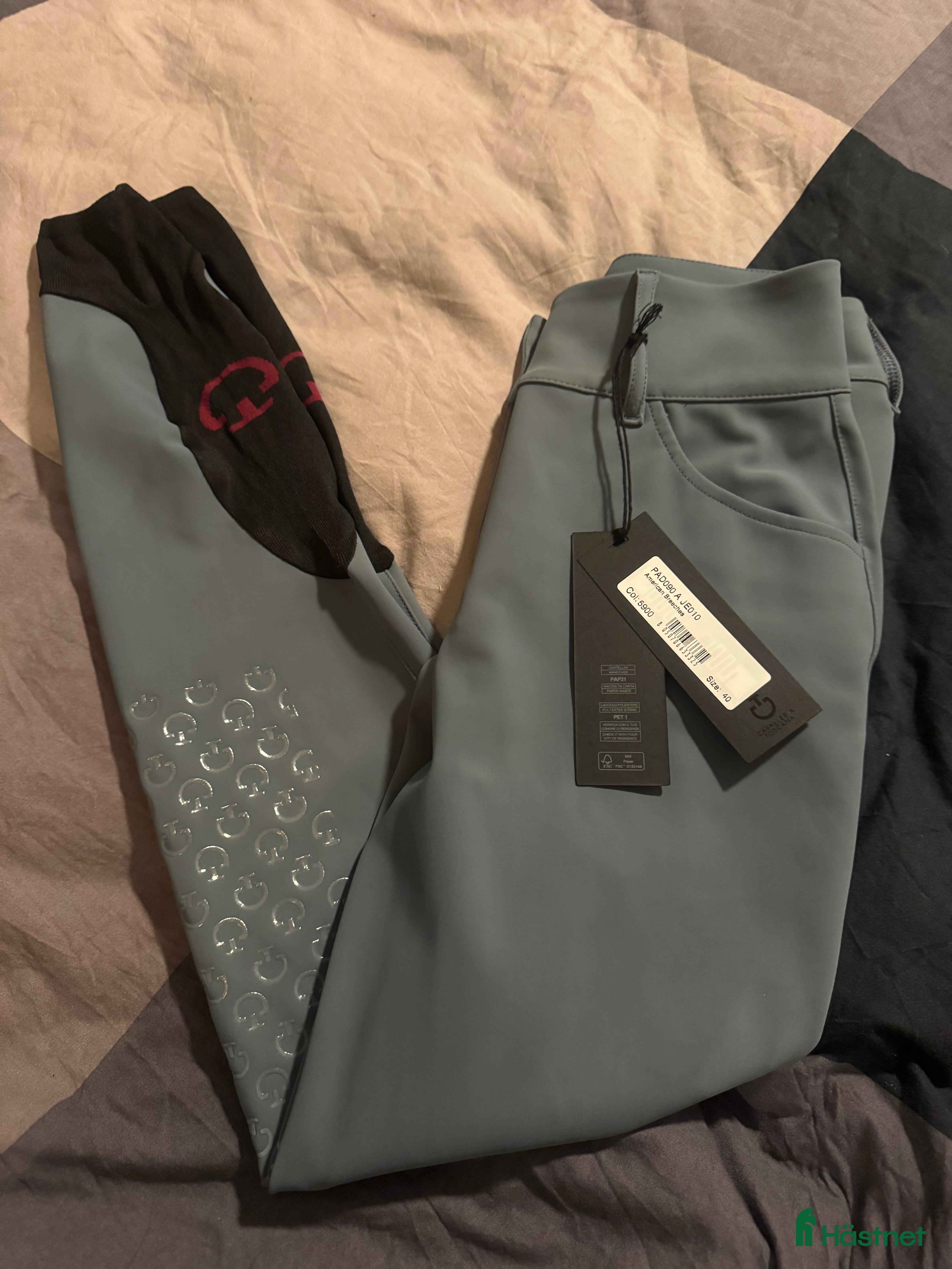 Ridbyxor ryttarutrustning till salu: Oanvända Cavalleria Toscana ridbyxor  i Lövestad - Annons 11