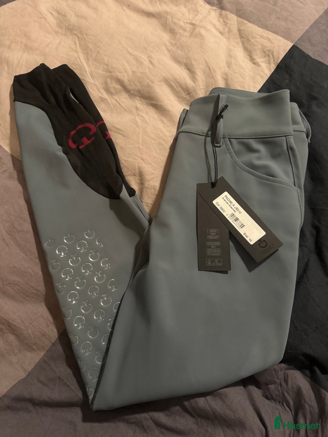 Ridbyxor ryttarutrustning till salu: Oanvända Cavalleria Toscana ridbyxor  i Lövestad - Annons 1